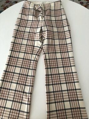 Aritzia Plaid Cropped Pants
